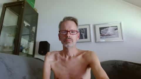 germanneighbour online show from June 28, 1:50 pm