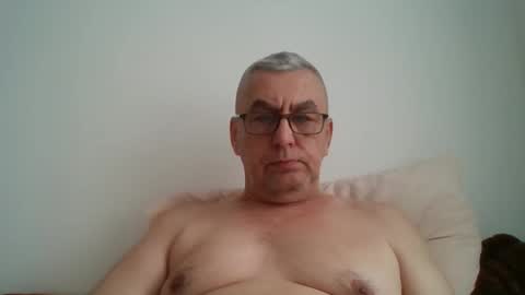 gigi1970 online show from March 13, 11:51 am