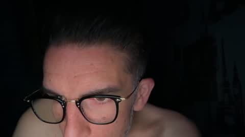 Gigi online show from July 18, 1:56 am