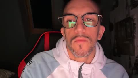 Gigi online show from December 20, 5:14 am