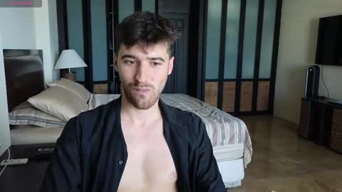 gilbertogonzales online show from November 26, 3:20 am