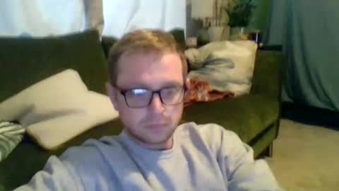 ginwood online show from February 18, 3:43 pm