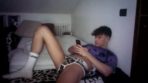 giovyyx online show from February 13, 12:13 am