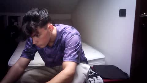 giovyyx online show from February 13, 2:09 pm