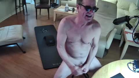 glennbitch online show from December 13, 3:27 am