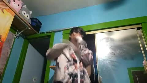 glennbunnylovedaddy69 online show from June 30, 4:57 am