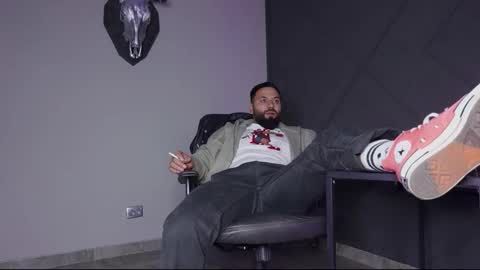 Matthew .. for short call me Matt online show from September 17, 3:40 am