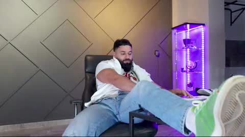 Matthew .. for short call me Matt online show from March 1, 5:31 am