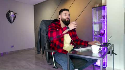 Matthew .. for short call me Matt online show from March 10, 12:49 pm