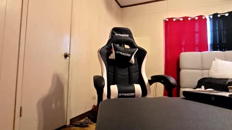 glomightyj online show from February 8, 8:46 pm