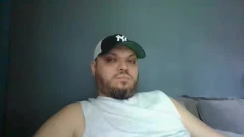 Your boy online show from April 16, 8:14 am