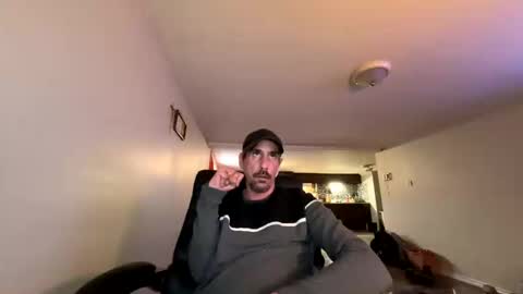 gmang4242 online show from February 25, 6:53 pm