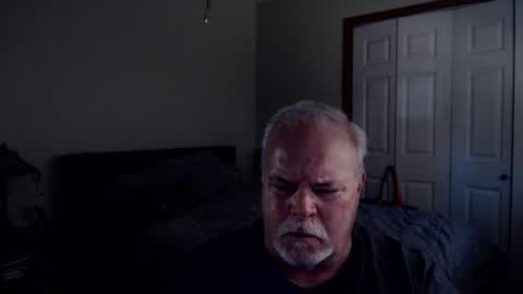 Snapshot of gmctruckguy chatting on September 30, 8:56 pm gmctruckguy online show from September 30, 8:56 pm