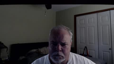 Snapshot of gmctruckguy chatting on November 1, 5:39 pm gmctruckguy online show from November 1, 5:39 pm