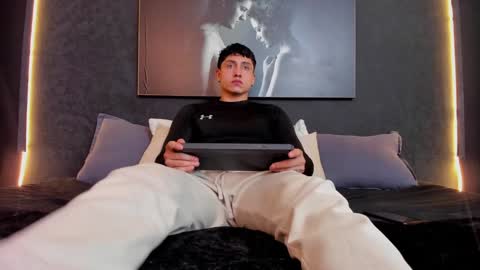 steven online show from January 10, 10:25 pm