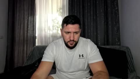 gold_alpha_boy online show from November 28, 10:39 am