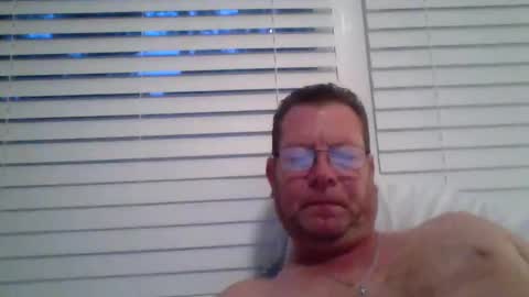 goldenbear3111 online show from September 27, 11:19 am