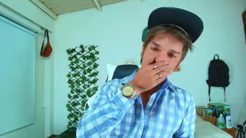 Goldy Loyal93 online show from February 10, 7:13 am