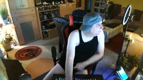 Snapshot of google5001 chatting on September 15, 4:58 am google5001 online show from September 15, 4:58 am