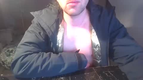 goura2000 online show from April 2, 8:06 pm