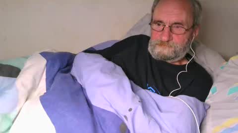 Mark online show from February 5, 4:06 am