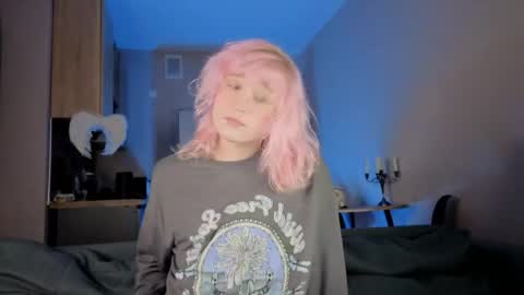 Greg-independent model online show from April 2, 9:55 pm