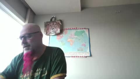 Snapshot of gregrev chatting on September 14, 12:23 am gregrev online show from September 14, 12:23 am
