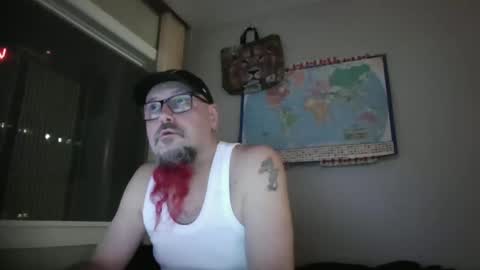 Snapshot of gregrev chatting on January 10, 2:25 am gregrev online show from January 10, 2:25 am