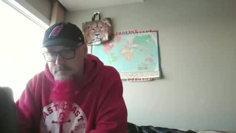 Snapshot of gregrev chatting on February 1, 11:48 pm gregrev online show from February 1, 11:48 pm