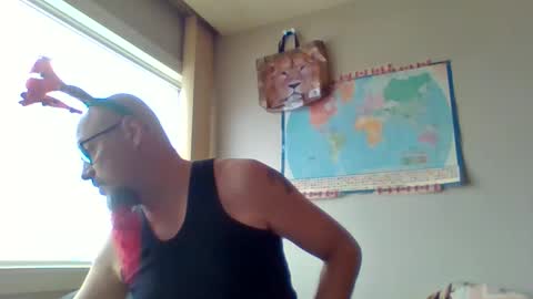 Snapshot of gregrev chatting on December 24, 9:55 pm gregrev online show from December 24, 9:55 pm