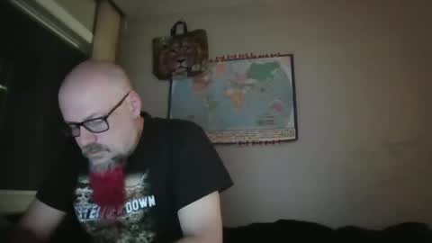 Snapshot of gregrev chatting on March 7, 2:46 am gregrev online show from March 7, 2:46 am