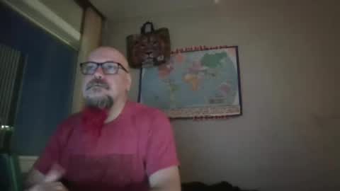 Snapshot of gregrev chatting on January 19, 12:38 am gregrev online show from January 19, 12:38 am