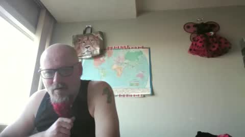 Snapshot of gregrev chatting on October 20, 10:57 pm gregrev online show from October 20, 10:57 pm