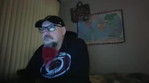 Snapshot of gregrev chatting on December 29, 1:02 am gregrev online show from December 29, 1:02 am