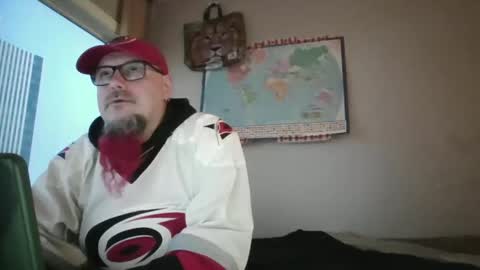 Snapshot of gregrev chatting on January 26, 12:26 am gregrev online show from January 26, 12:26 am