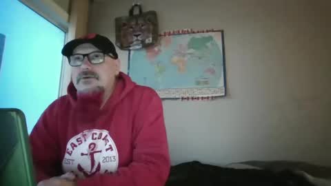 Snapshot of gregrev chatting on February 16, 1:05 am gregrev online show from February 16, 1:05 am