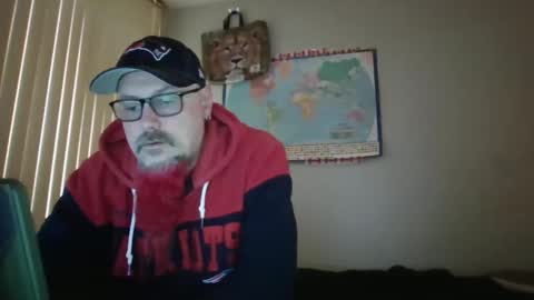 Snapshot of gregrev chatting on February 9, 10:11 pm gregrev online show from February 9, 10:11 pm