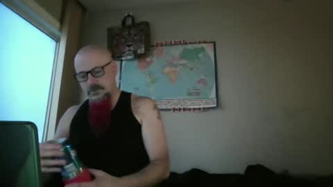 Snapshot of gregrev chatting on February 19, 1:08 am gregrev online show from February 19, 1:08 am