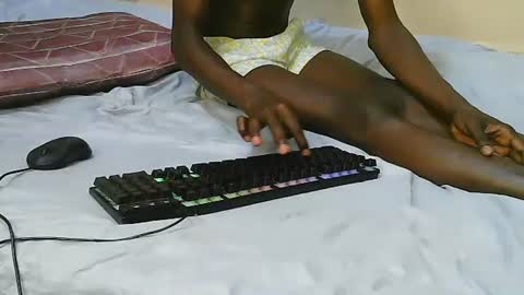 grillzhotz online show from July 6, 7:38 pm