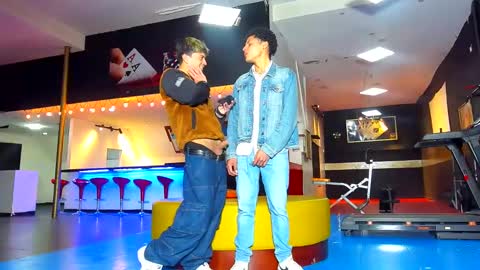 GRIVALS. THOMAS AND DAMIAND online show from December 30, 6:05 pm