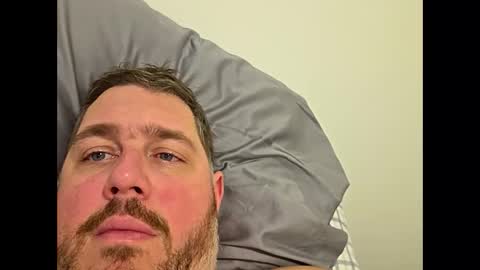 grizzly_uncut online show from November 26, 4:37 am