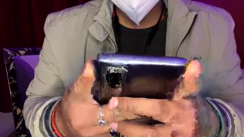 grownupbull online show from December 17, 10:44 am