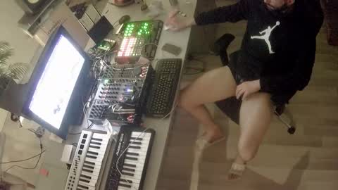 gryzoon online show from February 20, 3:14 am