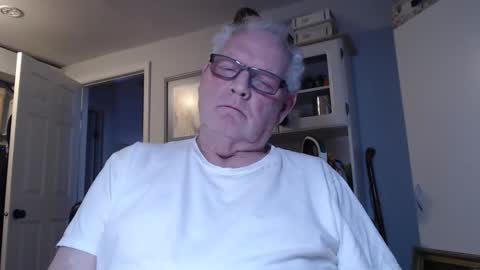 Horny Daddy online show from April 11, 12:20 pm