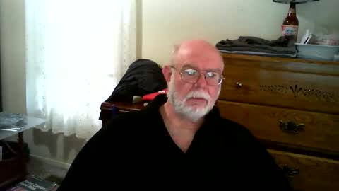 Gary online show from April 11, 11:47 am