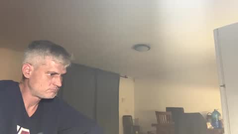 guardiannif_ online show from February 27, 9:36 pm