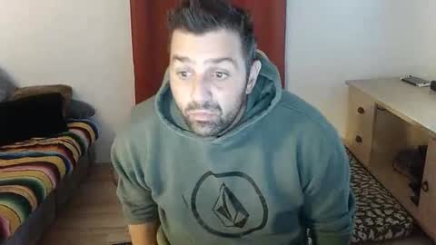 guillaume666286050 online show from September 20, 12:10 am