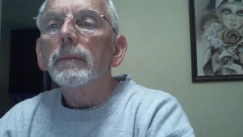 Snapshot of gulfcoast1952 chatting on February 19, 2:01 pm Roy online show from February 19, 2:01 pm