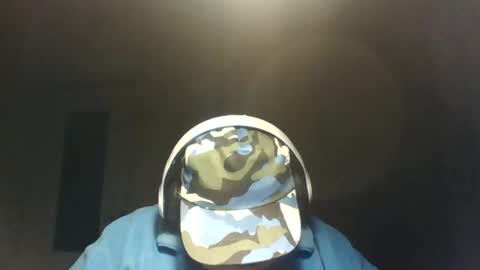 Snapshot of guyboy73 chatting on October 22, 2:04 am guyboy73 online show from October 22, 2:04 am