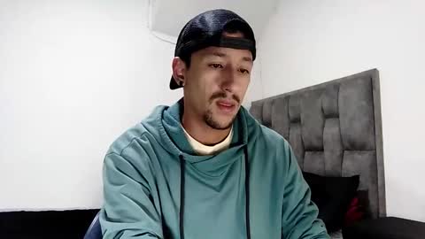 karim online show from February 24, 7:44 am